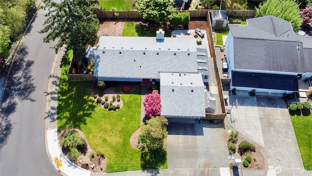 aerial view of property and surrounding area