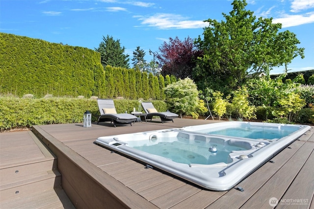 8631 NE 19th Pl, Clyde Hill, WA 98004 - view of swimming pool featuring a wooden deck