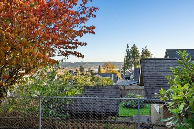 1250 N Broadway St, Aberdeen, WA 98520 - view of yard