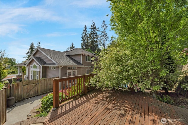 1401 241st St SE, Bothell, WA 98021 - deck featuring a gate
