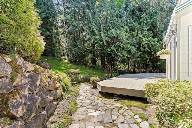 6336 286th Pl NE, Carnation, WA 98014 - view of yard with a wooden deck