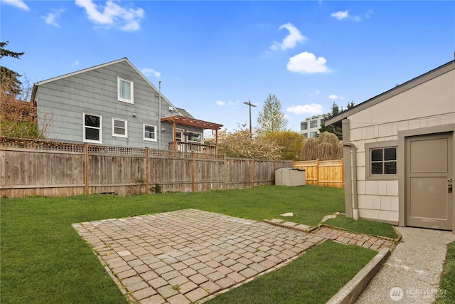 1602 NW 83rd St, Seattle, WA 98117 - view of yard with a patio area