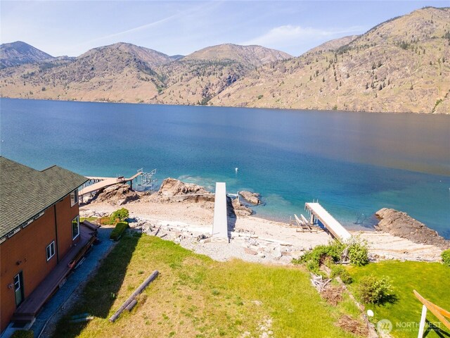 17124 S Lakeshore Rd, Chelan, WA 98816