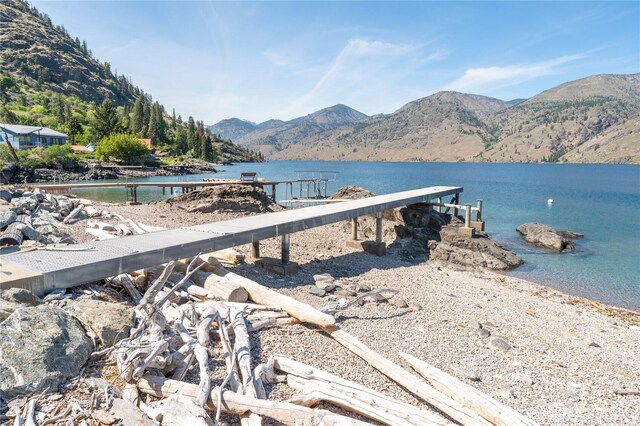 17124 S Lakeshore Rd, Chelan, WA 98816