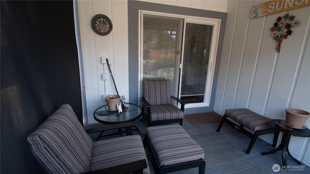 71 E N Bay Pl, Allyn, WA 98524 - view of porch