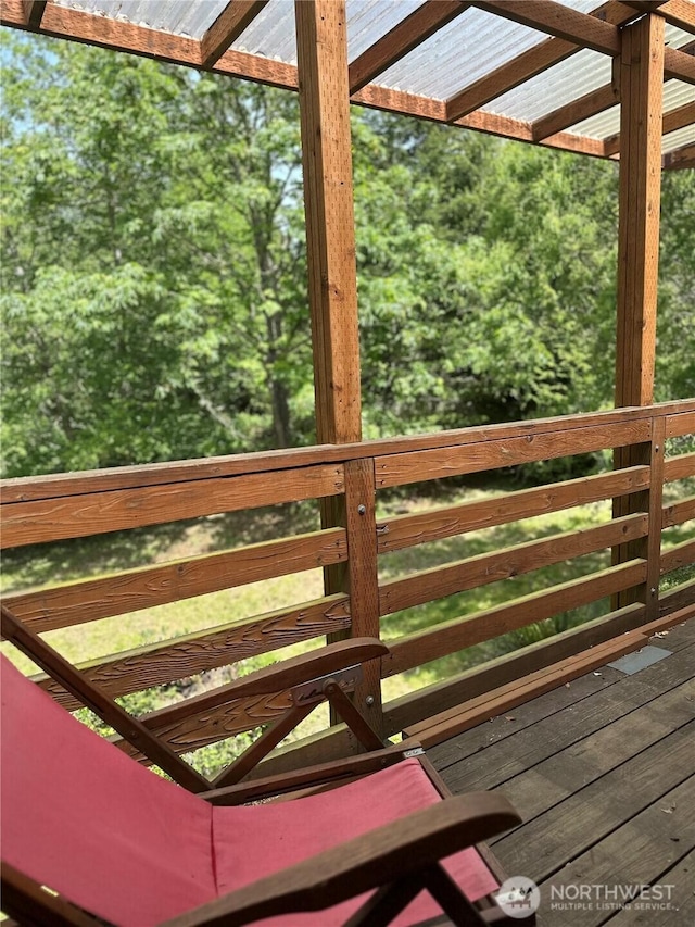5790 NE Old Mill Rd NE, Bainbridge Island, WA 98110 - view of deck