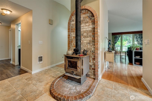 231 Valley Way, Woodland, WA 98674 - hall with baseboards