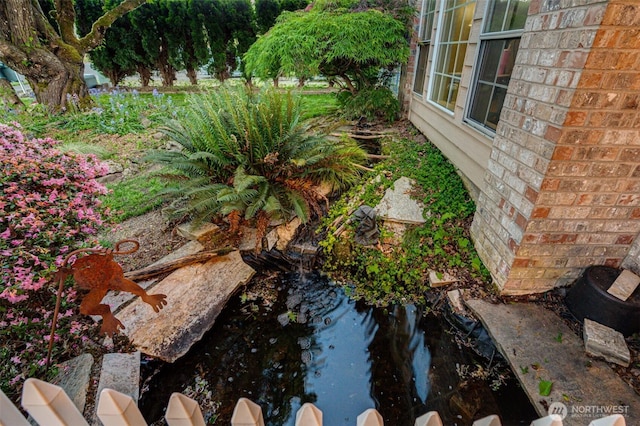 231 Valley Way, Woodland, WA 98674 - view of yard with a small pond