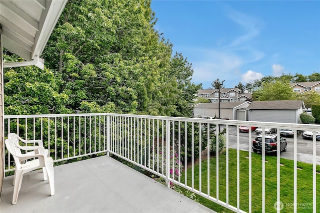 5400 Harbour Pointe Blvd Unit F202, Mukilteo, WA 98275 - balcony featuring a residential view