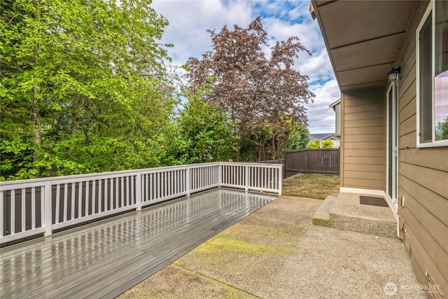 deck with fence