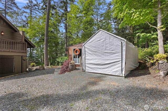 view of outbuilding