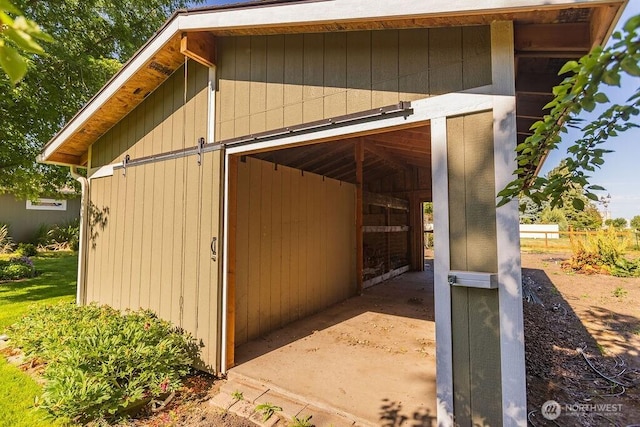 189 Hill Rd, Walla Walla, WA 99362 - view of outbuilding with an exterior structure