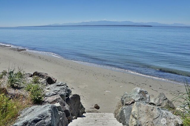 364 Gramayre Rd, Coupeville, WA 98239