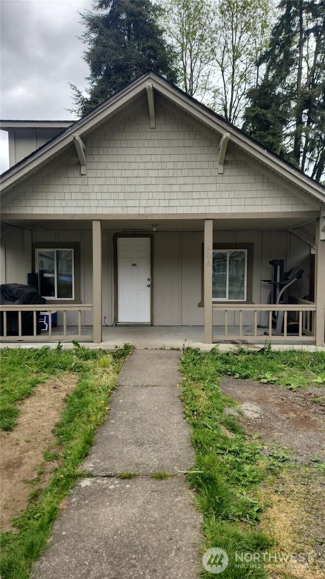 906 SW Mayer, Winlock, WA 98596 - bungalow with covered porch and board and batten siding