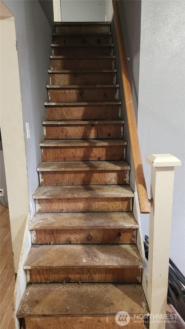 906 SW Mayer, Winlock, WA 98596 - view of staircase