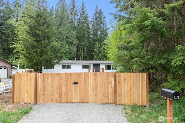 1071 Red Valley Ln, Maple Falls, WA 98266 - gate featuring fence
