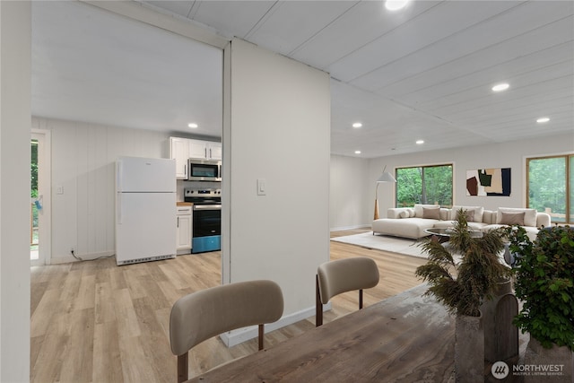 1071 Red Valley Ln, Maple Falls, WA 98266 - living room with light wood-style flooring, recessed lighting, and baseboards