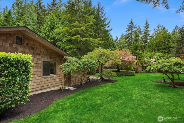 15790 Agatewood Rd NE, Bainbridge Island, WA 98110 - view of grassy yard