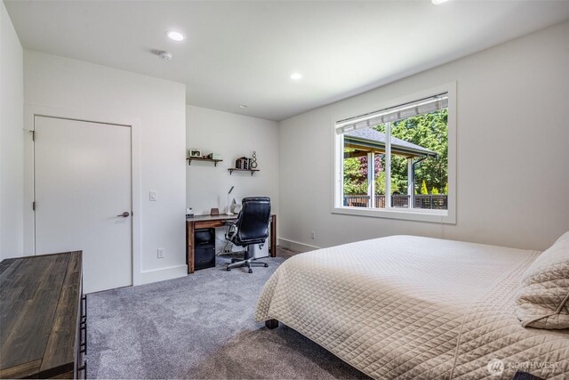 bedroom featuring recessed lighting, an office area, carpet flooring, and baseboards