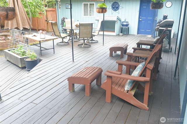332 Rhododendron Dr, Sequim, WA 98382 - deck with outdoor dining area