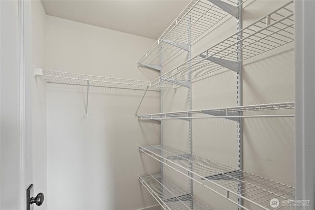 1533 S Sunset Dr, Tacoma, WA 98465 - view of spacious closet
