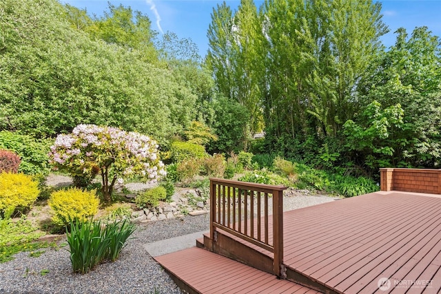 1533 S Sunset Dr, Tacoma, WA 98465 - view of wooden deck