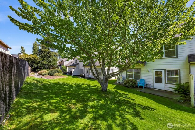 view of yard with a patio area