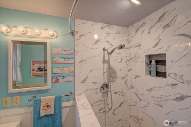 804 Pacific Ave N, Long Beach, WA 98631 - full bath featuring tiled shower