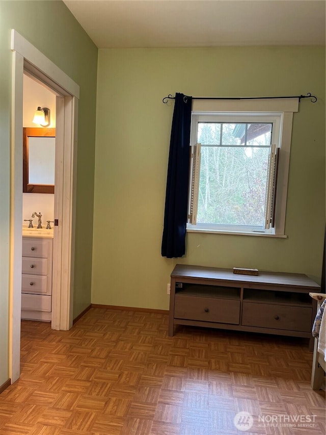1133 Parkridge Dr, Port Townsend, WA 98368 - empty room featuring a sink