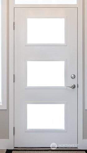 1196 8th Ave NE, Ephrata, WA 98823 - doorway featuring healthy amount of natural light