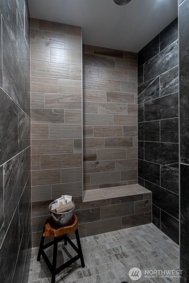 1196 8th Ave NE, Ephrata, WA 98823 - full bath featuring tiled shower