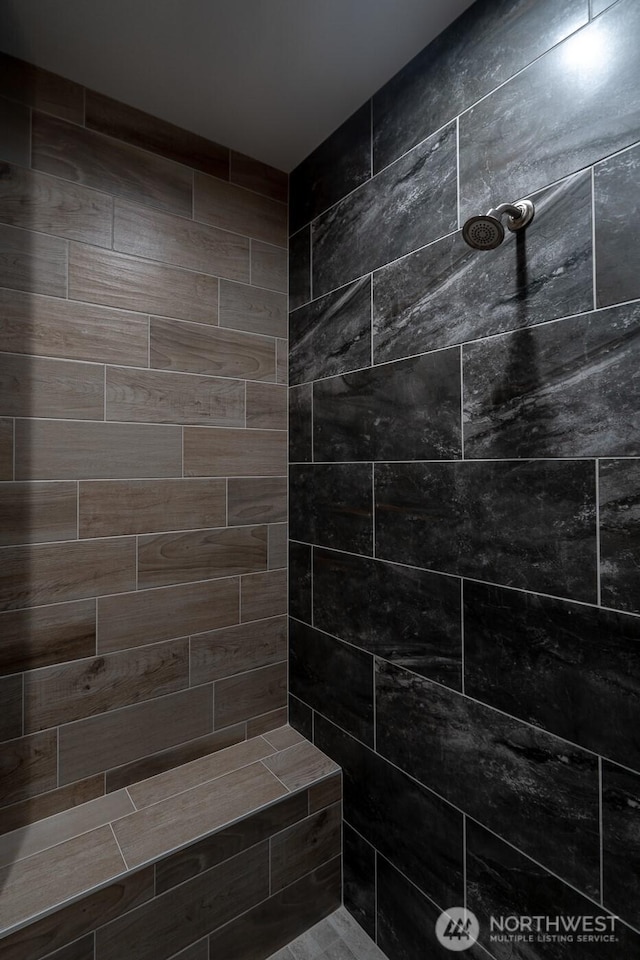 1196 8th Ave NE, Ephrata, WA 98823 - bathroom with a tile shower