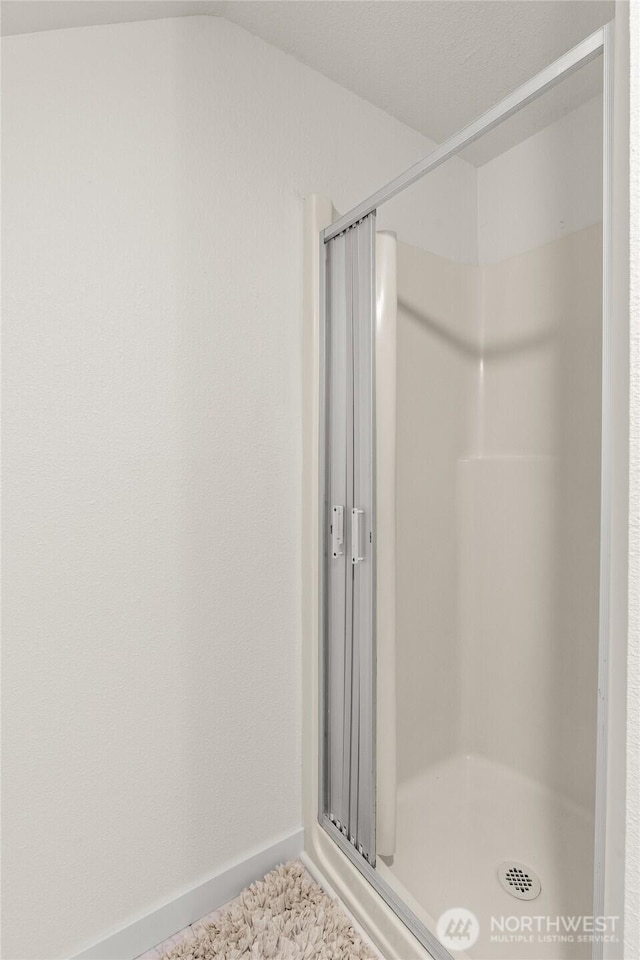 506 G St, Cosmopolis, WA 98537 - bathroom with a stall shower and baseboards