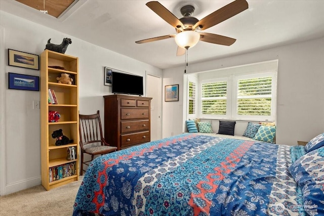 304 Riverview Dr NE, Auburn, WA 98002 - carpeted bedroom with baseboards and a ceiling fan