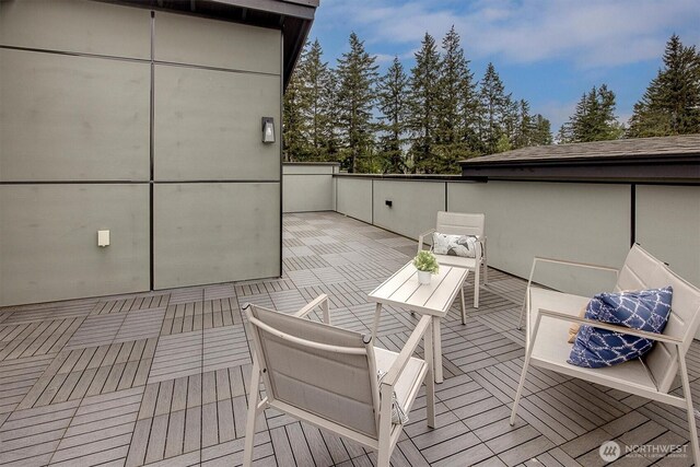 balcony featuring outdoor lounge area