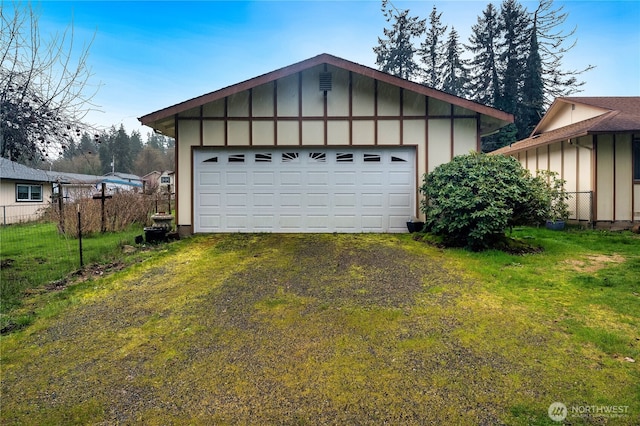 605 W Euclid Ave, Shelton, WA 98584 - garage featuring driveway