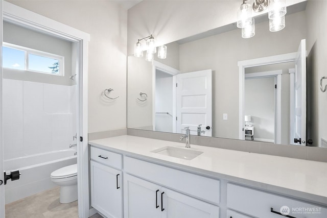 2900 NE 5th Pl, Renton, WA 98056 - full bathroom with toilet, vanity, and tub / shower combination