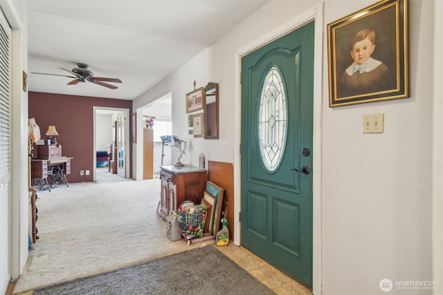 12623 Douglas Rd, Yakima, WA 98908 - carpeted entrance foyer with a ceiling fan