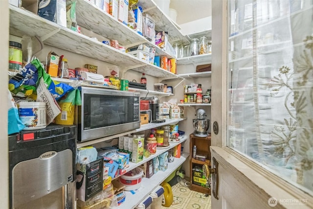 12623 Douglas Rd, Yakima, WA 98908 - view of pantry
