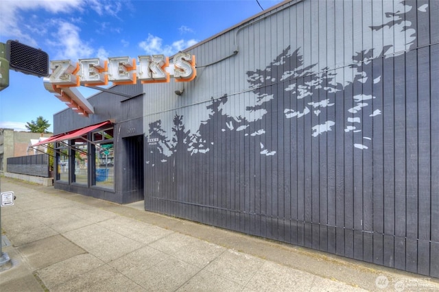 5901 Phinney Ave N Unit 103, Seattle, WA 98103 - view of building exterior