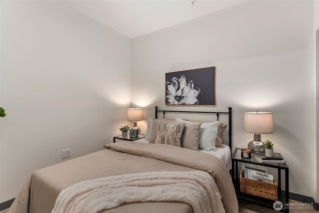 11903 NE 128th St Unit 612, Kirkland, WA 98034 - bedroom with lofted ceiling