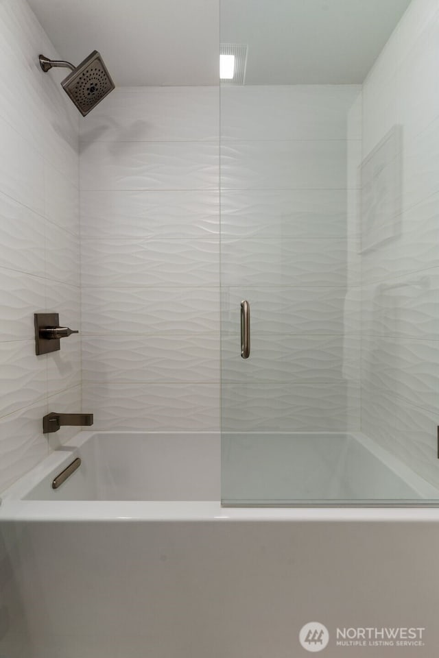 11903 NE 128th St Unit 612, Kirkland, WA 98034 - full bath with shower / bath combination with glass door