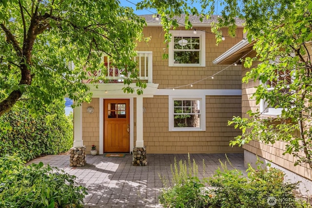 14010 SW Bates Rd, Vashon, WA 98070 - view of front of property featuring a shingled roof
