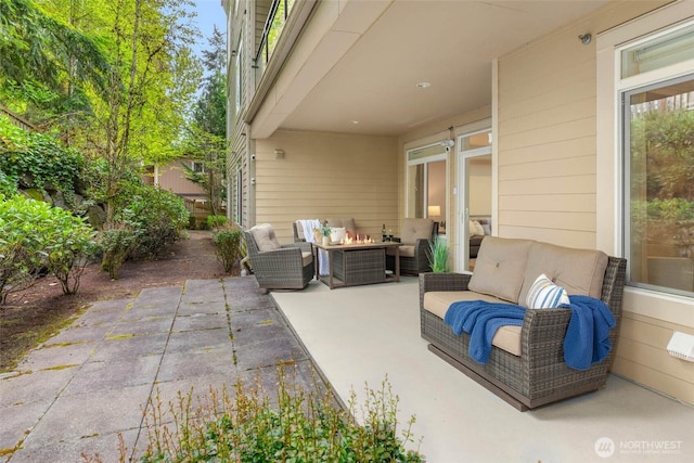 view of patio featuring outdoor lounge area