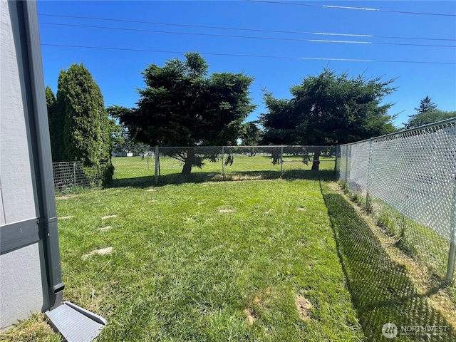 5600 Mt Solo Rd Unit 114, Longview, WA 98632 - view of fenced backyard