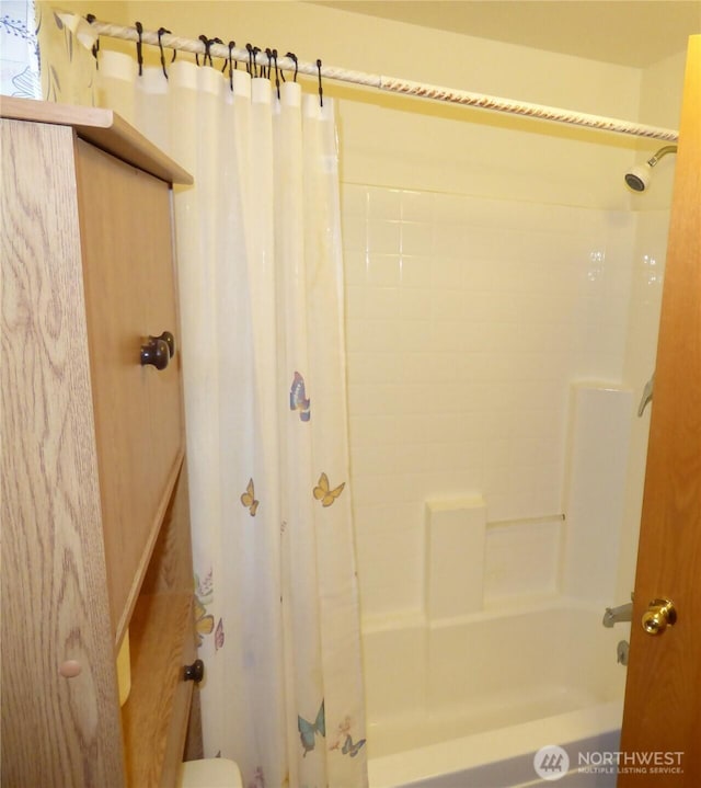 1061/2 Indian Ave E, Brewster, WA 98812 - bathroom featuring shower / bath combo