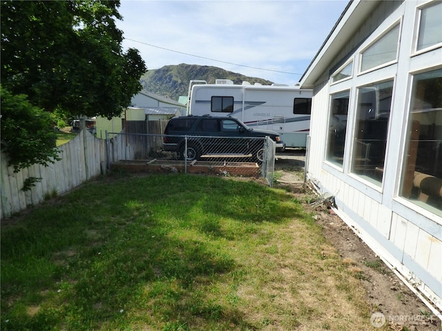 1061/2 Indian Ave E, Brewster, WA 98812 - view of yard featuring a mountain view