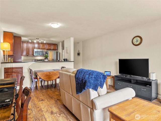 31003 14th Ave S Unit H1, Federal Way, WA 98003 - living room with wood finished floors