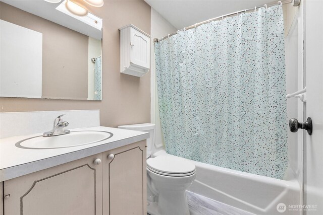 3123 163rd St E, Tacoma, WA 98446 - full bath featuring toilet, vanity, and shower / tub combo with curtain