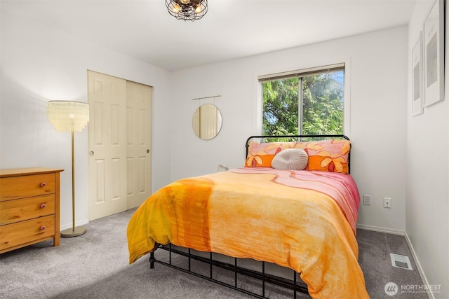 10504 Dixon Dr S, Seattle, WA 98178 - carpeted bedroom featuring baseboards and a closet